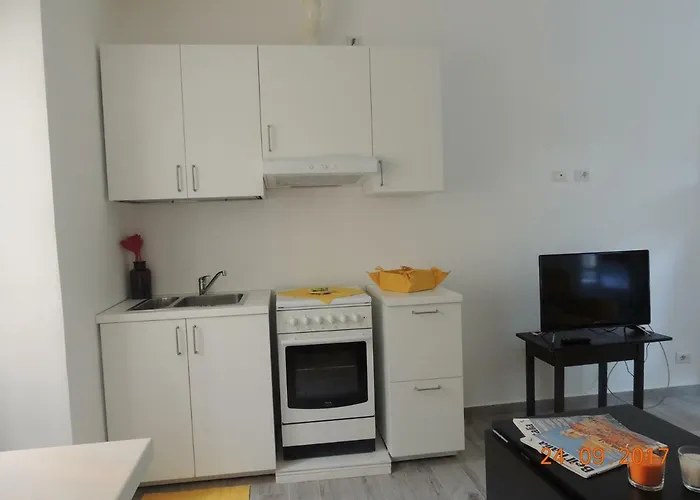 Al Numero 11 Apartment